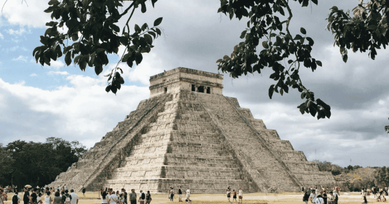 A Maya nép történelme és kultúrája még ma is sok rejtélyt hordoz magában